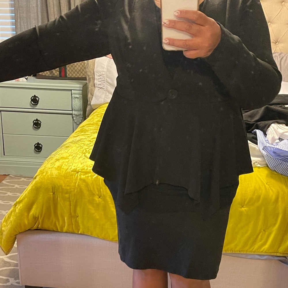 Fashion Nova peplum black blazer. 3x